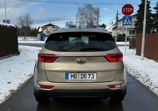 Kia Sportage cena 75900 przebieg: 67000, rok produkcji 2016 z Rzeszów małe 172